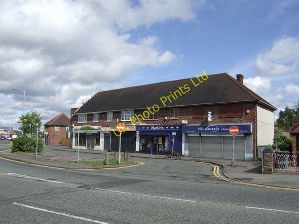 Photo 6"x4" Pre-war parade of shops at 'The Scotlands' Wednesfield c2007