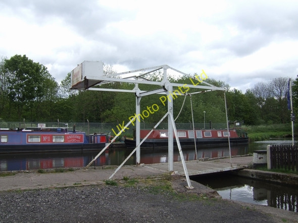 Photo 6"x4" Lifting bridge at Autherley Marina Pendeford c2007