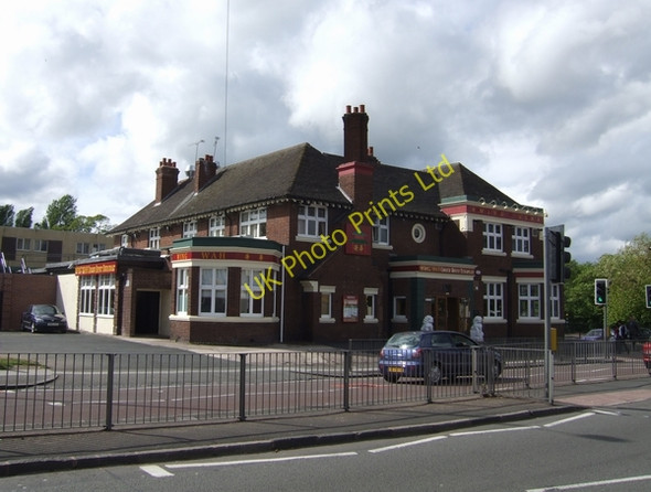 Photo 6"x4" The 'Three Tuns' Fordhouses c2007