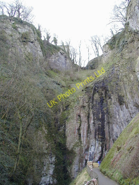 Photo 6"x4" The path approaching Peak Cavern Castleton\/SK1582 c2004
