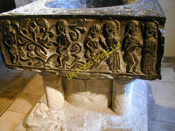 Photo 6"x4" Fabulous Tournai marble font East Meon East Meon c2004