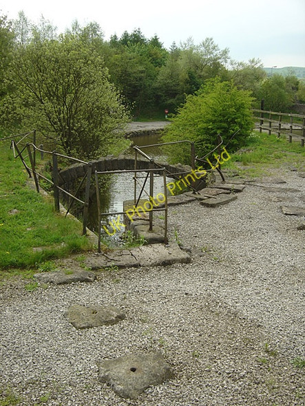 Photo 6"x4" Bugsworth Basin Buxworth c2006