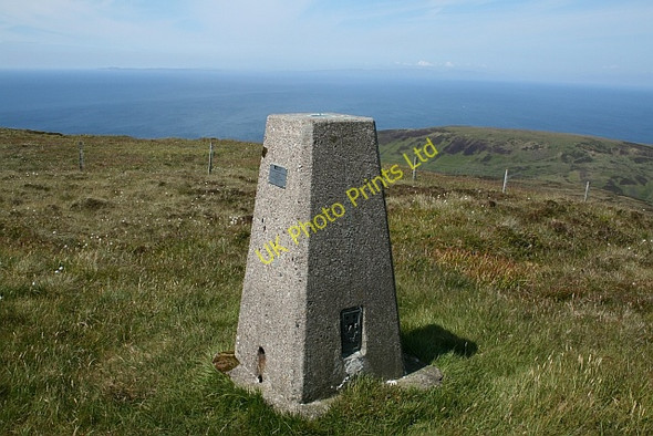 Photo 6"x4" Cnoc Moy Trig Point. Cnoc Moy c2007
