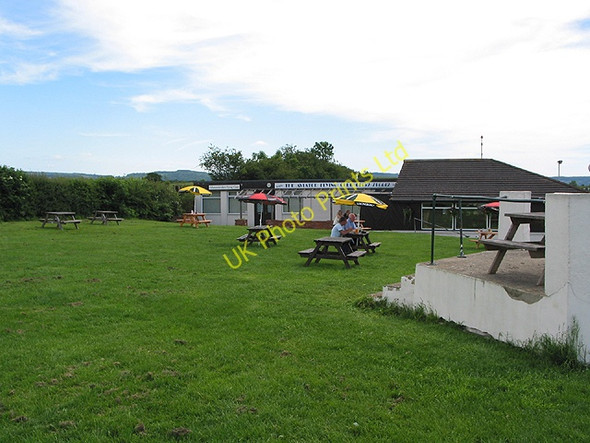 Photo 6"x4" The Aviator public house at Gloucestershire Airport Bamfurlong\/SO9021 c2007