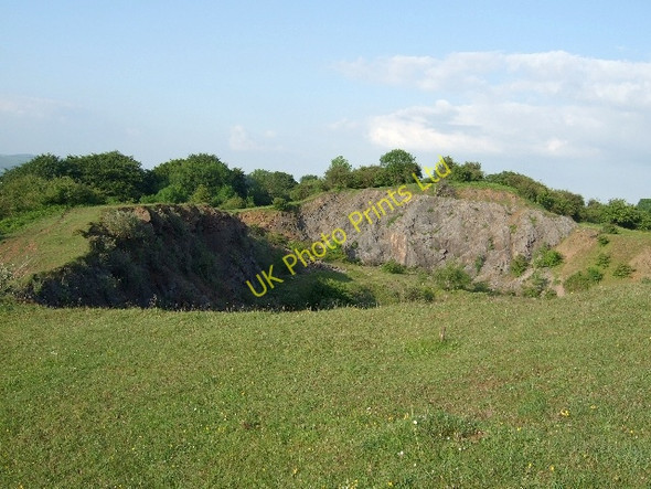 Photo 6"x4" Cefn Onn Quarry, Rhymney Valley Ridgeway Footpath Caerphilly\/Caerffil c2007
