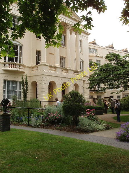 Photo 6"x4" Medicinal garden, Royal College of Physicians Marylebone\/TQ2881 c2007