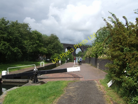 Photo 6"x4" Birmingham Canal - Wolverhampton Lock 16 Wolverhampton c2007