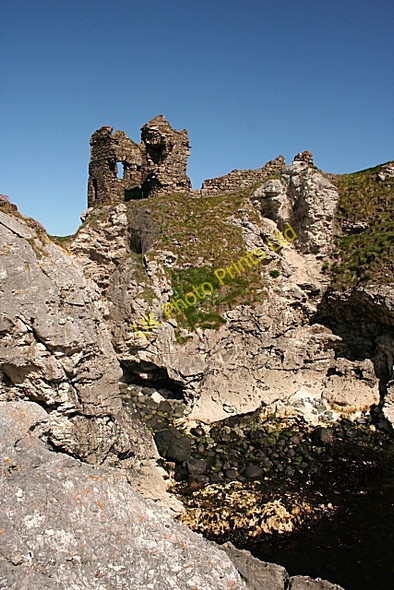 Photo 6"x4" Kinbane Castle Ballycastle\/D1140 c2007
