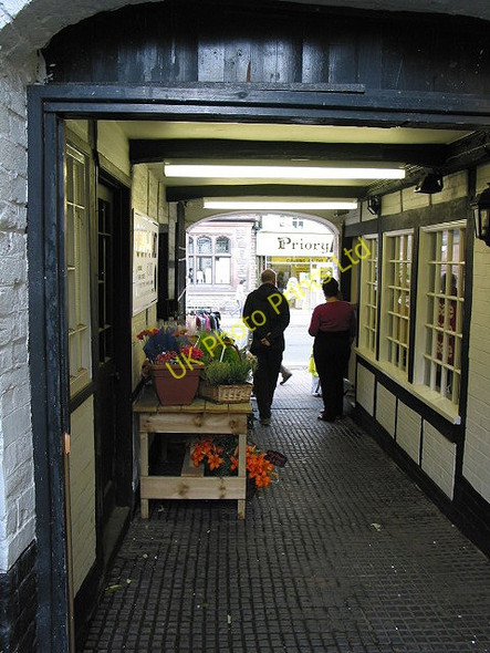 Photo 6"x4" Shops in mews, Ledbury Ledbury c2007