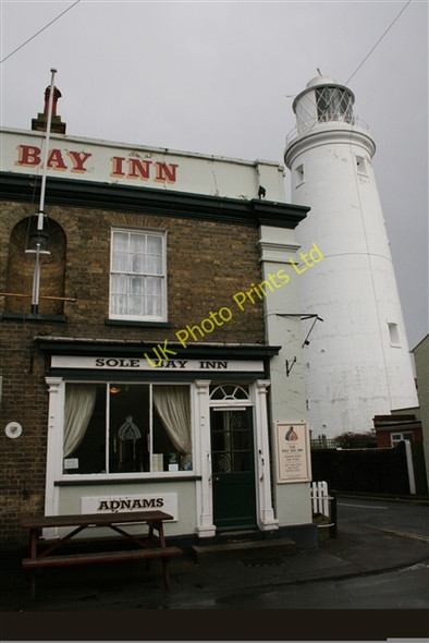 Photo 6"x4" Sole Bay Inn and Southwold lighthouse Southwold c2007
