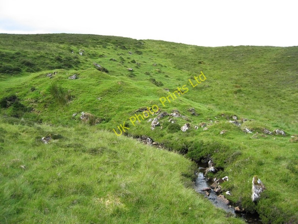 Photo 6"x4" Shielings by Loch Sneosdal Heribusta c2007