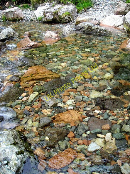 Photo 6"x4" Multi Coloured Rocks and Pebbles in Allt Coire Gabhail Dalness\/NN1651 c2007