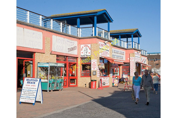 Photo 6"x4" Amusement Park approaching Clarence Pier, Southsea Old Portsmouth c2007