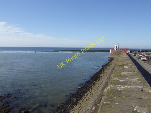 Photo 6"x4" Outer Harbour Wall Arbroath c2007