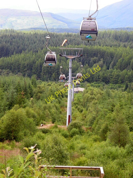 Photo 6"x4" Nevis Range Gondolas Torlundy c2007