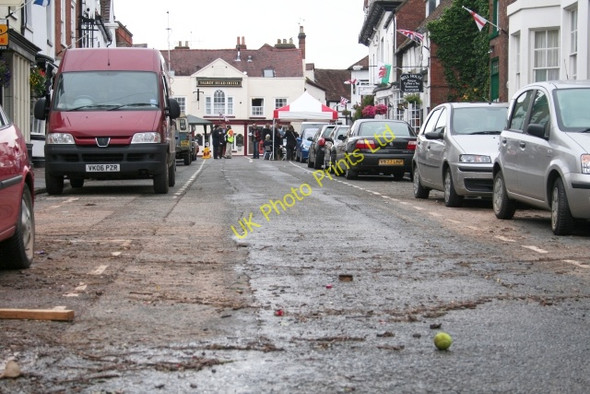 Photo 6"x4" Flood Debris, New Street, Upton-upon-Severn Upton upon Severn c2007