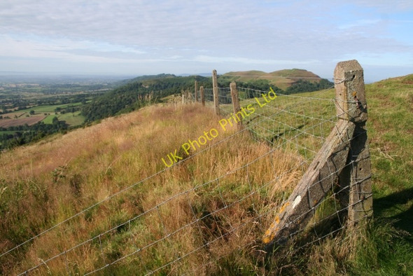 Photo 6"x4" Quarry Fence, Black Hill Brand Green\/SO7641 c2007