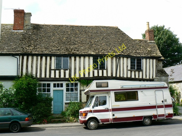 Photo 6"x4" 93 and 94 Bradenstoke, near Lyneham (1) Bradenstoke c2007