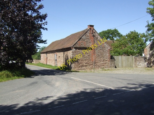 Photo 6"x4" Barn in Middleton Priors Middleton Baggot c2007