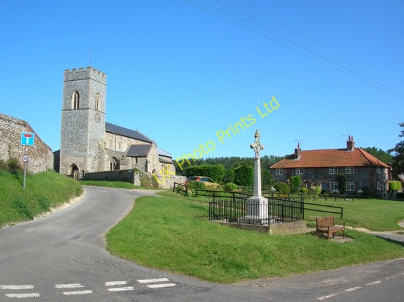 Photo 6"x4" Wighton Church Copy's Green c2007