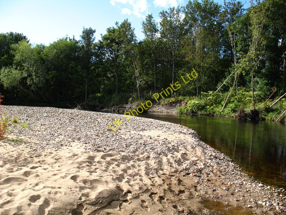 Photo 6"x4" River Nairn near Rosefield Culcharry c2007 P1