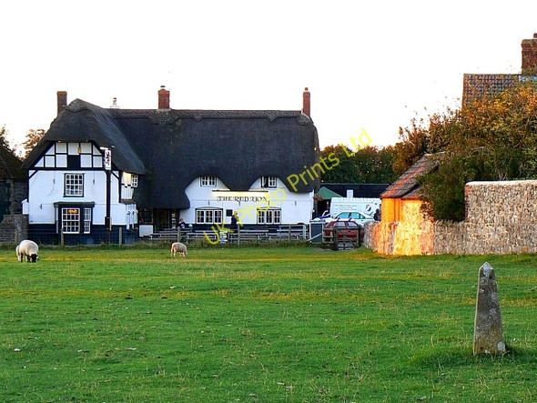 Photo 6"x4" Red Lion pub, Avebury, Wiltshire Avebury\/SU1069 c2007