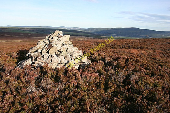 Photo 6"x4" Cairn on Bracken Noits Bracken Noits c2007