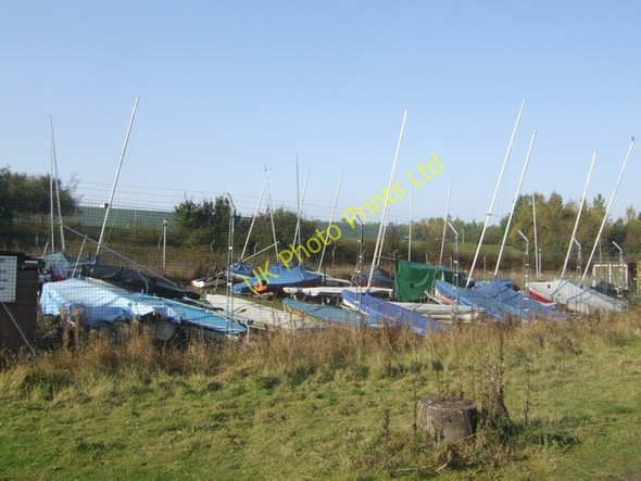 Photo 6"x4" Boat club at Priorslee Lake Priorslee c2007