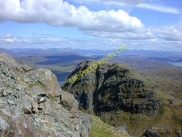 Photo 6"x4" View from the eastern slopes of Bl\u00c3\u00a0 Bheinn Loch Fionna-choire c2005