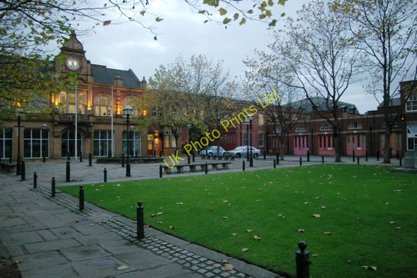 Photo 6"x4" Salford old fire station Manchester c2007