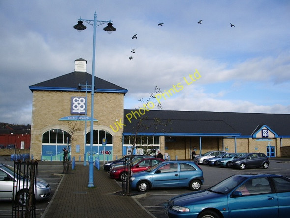 Photo 6"x4" The Co-Op Superstore, Great Harwood Great Harwood c2007