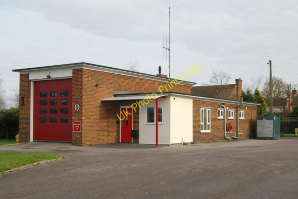 Photo 6"x4" Leaden Roding fire station Leaden Roding c2007