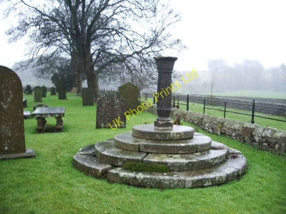 Photo 6"x4" St Andrew's Church, Slaidburn, Sundial Slaidburn c2007