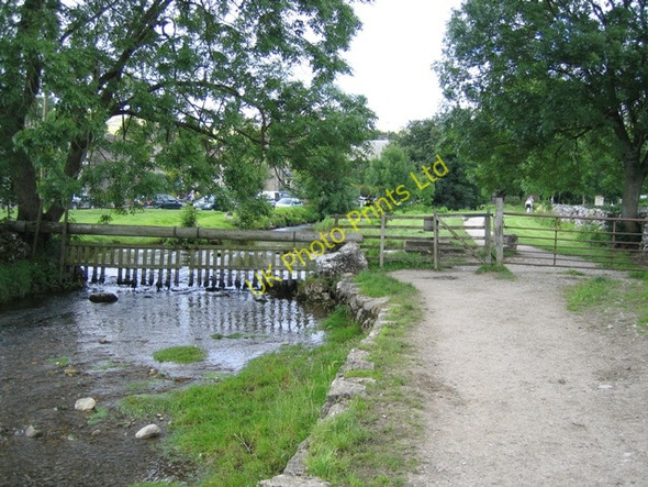 Photo 6"x4" Entering Malham on the Pennine Way Malham\/SD9062 c2007