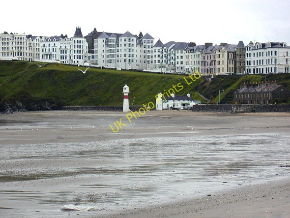 Photo 6"x4" Port Erin beach and lighthouse Port Erin c2007