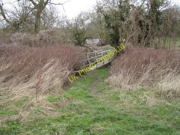 Photo 6"x4" Rickety footbridge Barlby c2008