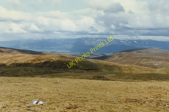 Photo 6"x4" View east from Carn Sgulain Carn Sg\u00f9lain\/NH6805 c1996