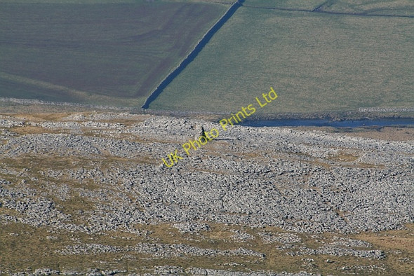 Photo 6"x4" Cairn on Harry Hallams Moss Chapel-le-Dale c2008