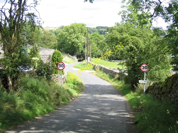 Photo 6"x4" Entering Kirkby Malham Kirkby Malham c2007