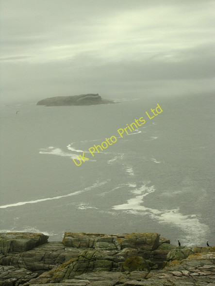 Photo 6"x4" Haskeir Eagach from Haskeir Lighthouse. Hasgeir Eagach c2005