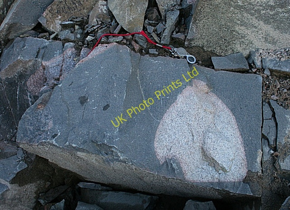 Photo 6"x4" Craigenlow Quarry: Xenolith Old Kinnernie c2008