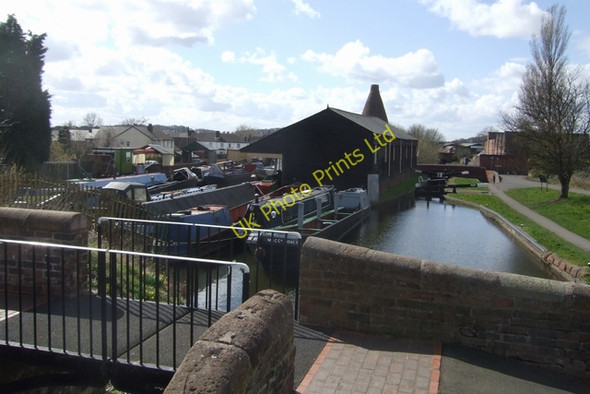 Photo 6"x4" Stourbridge Canal, Dadford's Shed Buckpool\/SO8986 c2008