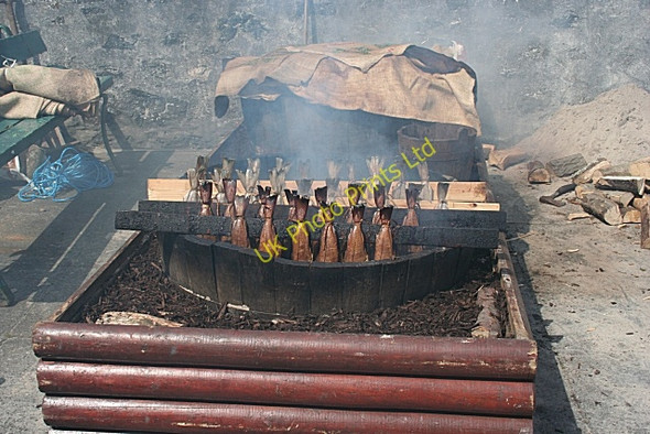 Photo 6"x4" Arbroath Smokies Portsoy c2007