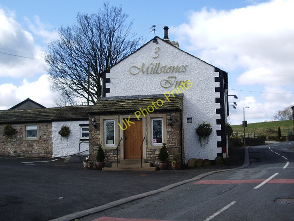 Photo 6"x4" 3 Millstones Inn, West Bradford West Bradford c2008