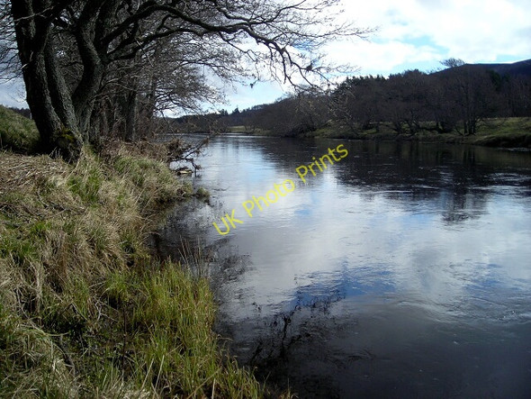Photo 6"x4" River Spey Near Aviemore Dalfaber c2008