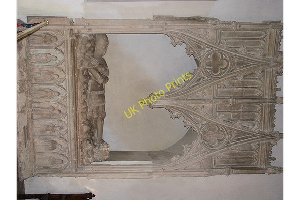 Photo 6"x4" St Mary's church - Kerdiston tomb Whitwell Street c2007