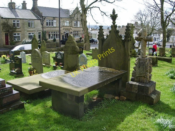 Photo 6"x4" St John the Evangelist Church, Worsthorne, Graveyard Worsthorne c2008