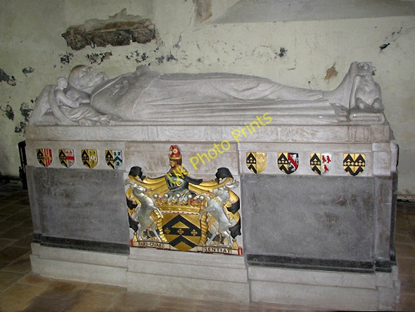 Photo 6"x4" St Andrew's church - monument to Baron Walpole Lower Street\/TG1634 c2007