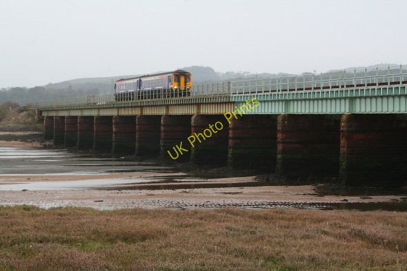 Photo 6"x4" Train Crossing Eskmeals Viaduct Newbiggin\/SD0994 c2008