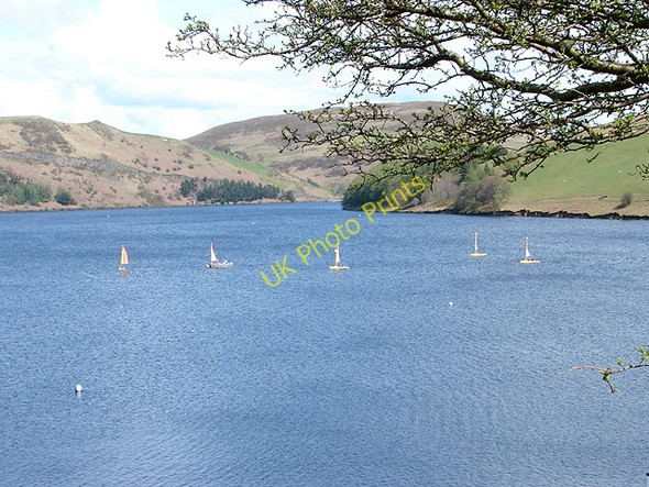 Photo 6"x4" Sailing on Llyn Clywedog Glyn\/SN9286 c2008
